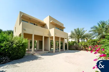 Perfect Location | Large Plot | Facing Park