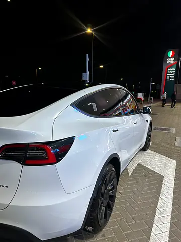 2020 Tesla MODEL Y — фото 6