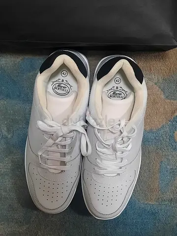 Brand new sneakers, shoes premium european leather