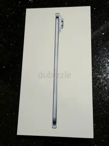 Brand new 17 air 256 sky blue tra