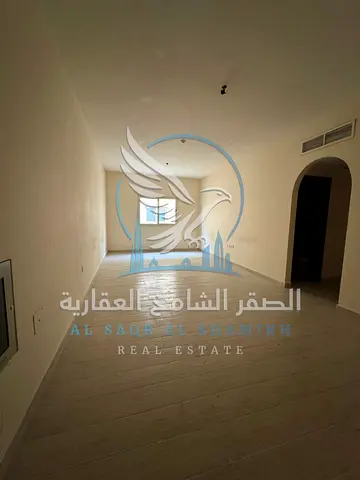 2BR Apartment| New Muwaileh | Parking & Wardrobes