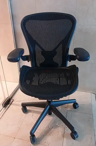 Selling For Herman Miller Aeron classic chair type B and C