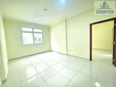 Chic & Spacious 1 BHK Unit Featuring Pool Access & Prime Location