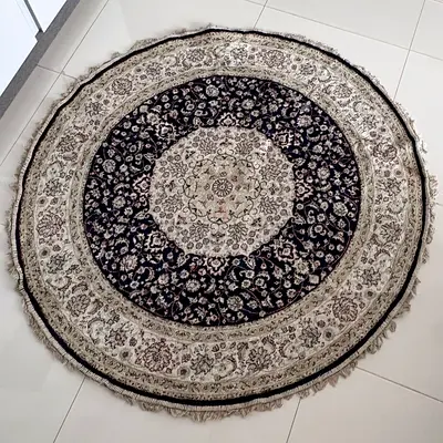 Rug