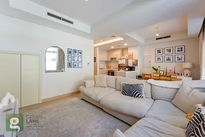 3BR | RRM | Middle Unit | Back to back