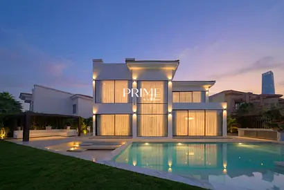 5 Bedrooms | Skyline and Main Lake Views