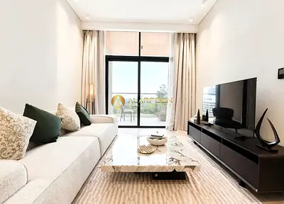 Luxurious Unit | Best Deal | Prime Location