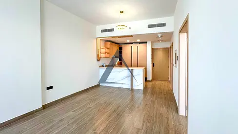 Smart Home | Best Amenities | Spacious Unit