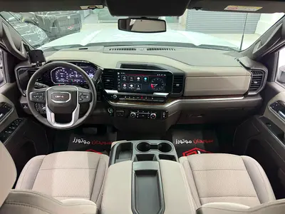 2025 GMC SIERRA 照片 9