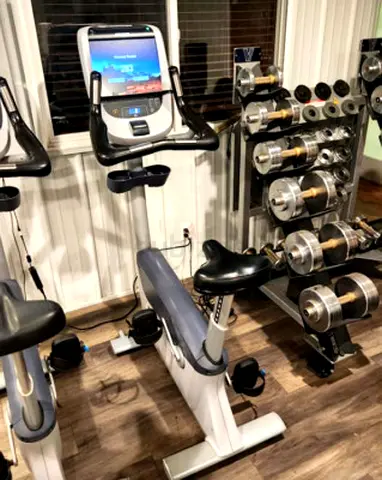 Precor UBK 885 Upright Bike – P80 Console