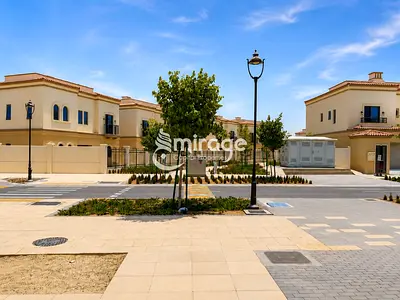 Modern Family Home | 4BR+M | Perfect Living