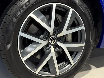 صورة 4 لـ 2024 Volkswagen TOUAREG