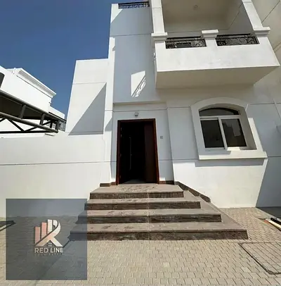 Villa for Rent in Al Hamriyah – Sharjah A great opportunity to rent a modern-designed villa in the peaceful area of Al Hamriyah, offering spacious li