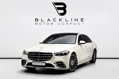 BUY NOW, PAY 2027 | THE BLACKLINE STANDARD | 2027 Mercedes Warranty + Service Contract, Low KMs, GCC
