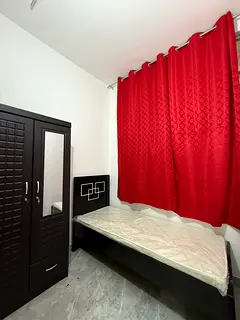 FULLY FURNISHED PARTITION ROOM AVAILABLE