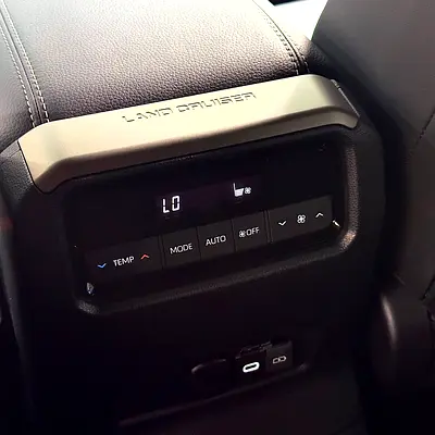 2025 Toyota PRADO 照片 12