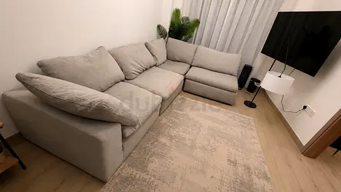 Perfect condition Pan Emirates Pianca sofa