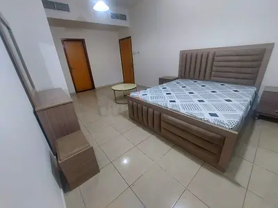 Master Bed room available