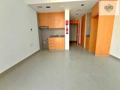 READY||BRAND NEW||STUDIO||POLL VIEW