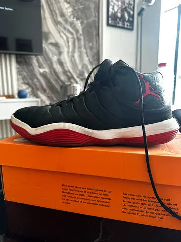 NIKE JORDAN SUPERFLY BRED COLORWAY 2017