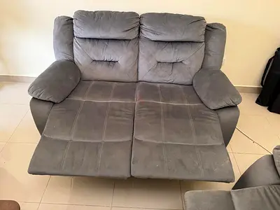 Gray 2-seater Recliner Sofa - Comfortable Plush Fabric