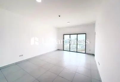 Spacious Bright Layout | Flexible Cheques | Vacant
