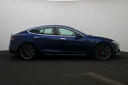 2020 Tesla MODEL S — фото 6