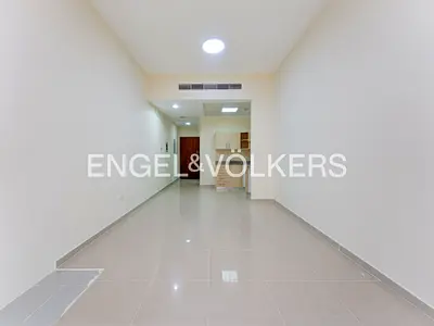 Exclusive | Unfurnished | Ready to Move