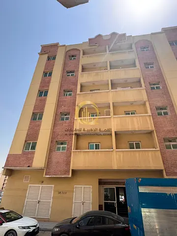 بناية للبيع في بوطينة الشارقة | عائد 7.5 % | 6000 قدم مربع | تملك للمواطنين والخليجيين