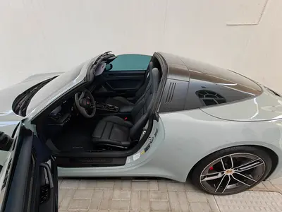 صورة مصغرة 13 لـ 2025 Porsche 911