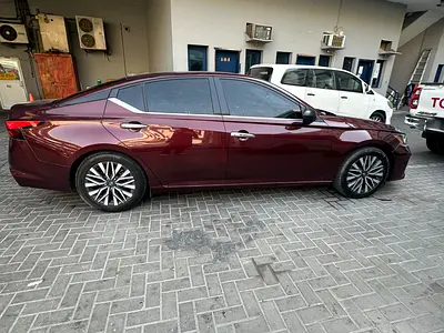 Nissan Altima -2024 -American specs.