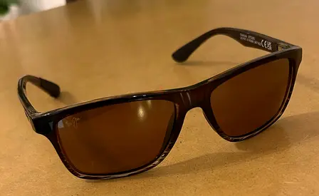 MAUI JIM SUNGLASS