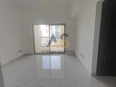 Spacious studio available for Rent in just 37k