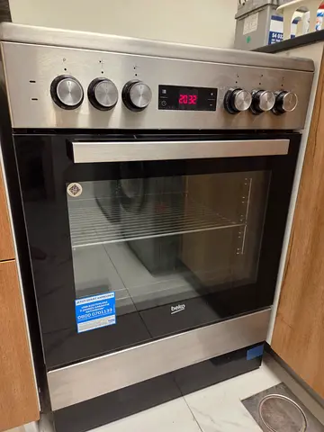 Beko High end Built-in electric oven - good working condition