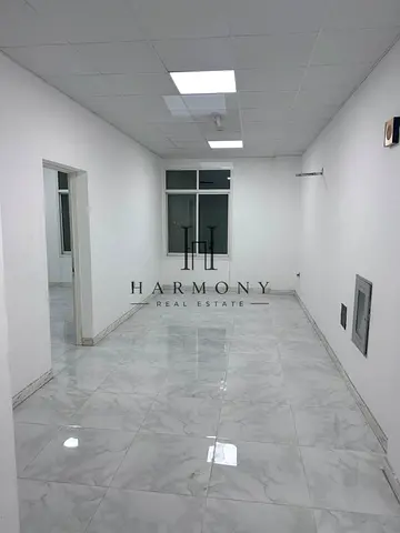 Commercial Building l Lease by 1 cheque l Excellent Condition l Marble Corridors l Can Sub-let as Offices l