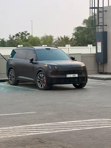 2026 LYNK & CO 900 — миниатюра 2