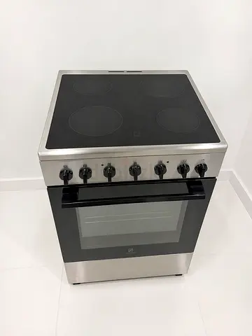 Electrolux 60x60cm Freestanding Electric Cooker, 4 Ceramic Cooking Zones, 62L Multifunction Electric