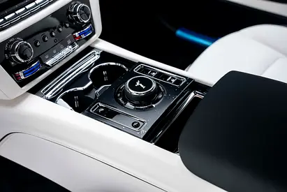 2025 ROLLS-ROYCE SPECTRE — миниатюра 15