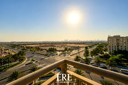 Spacious | High Floor | Dual Balcony | W/ maids