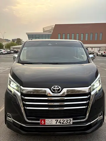 صورة 2 لـ 2023 Toyota GRANVIA