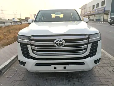 2025 Toyota LAND CRUISER — миниатюра 17