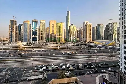 Vacant | SZR Views | 2-4 chqs