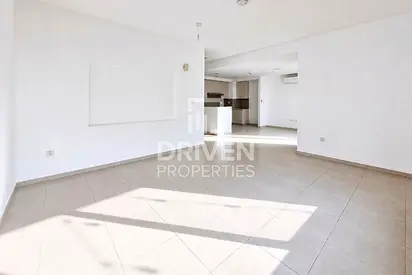 Rented | Single Row | Great Condition | Big Plot