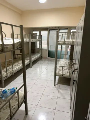 Executive bedspace for males
