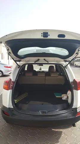 صورة 4 لـ 2015 Toyota RAV 4