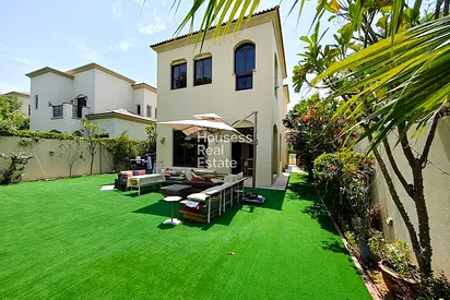 Partial Golf Course View|Corner End Unit|Bigger Plot