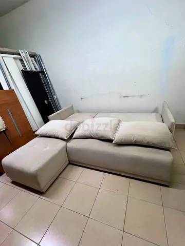 Light beige L-shaped sectional sofa with chaise (good condition)