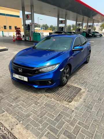 Honda Civic RS Turbocharged 1.5L Inline-4 180 HP | First Owner | Agency Serviced | GCC