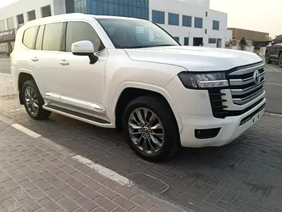 2025 Toyota LAND CRUISER — миниатюра 3