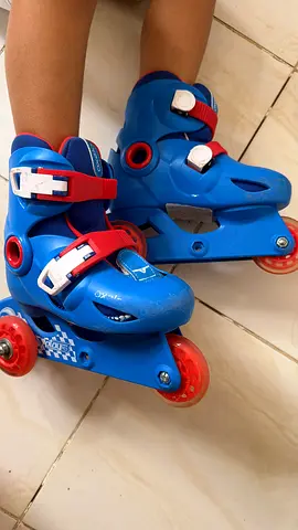 Kids Adjustable Blue Roller Skates, with gears (Size:26-28)